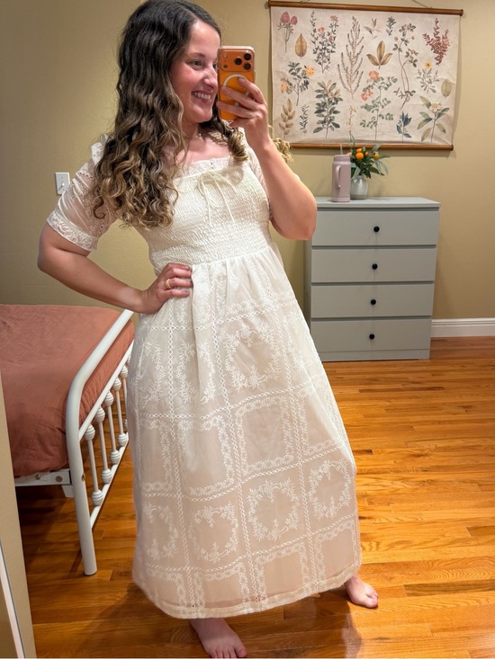 Caroline Constas Dresses & Skirts - NWT Caroline Constas White Lace Maxi Dress Floral with Smocked Bodice Small